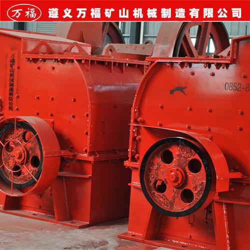 供應產(chǎn)品 二合一高產(chǎn)機系列 高產(chǎn)破碎機 物 料:河卵石,花崗巖,玄武巖